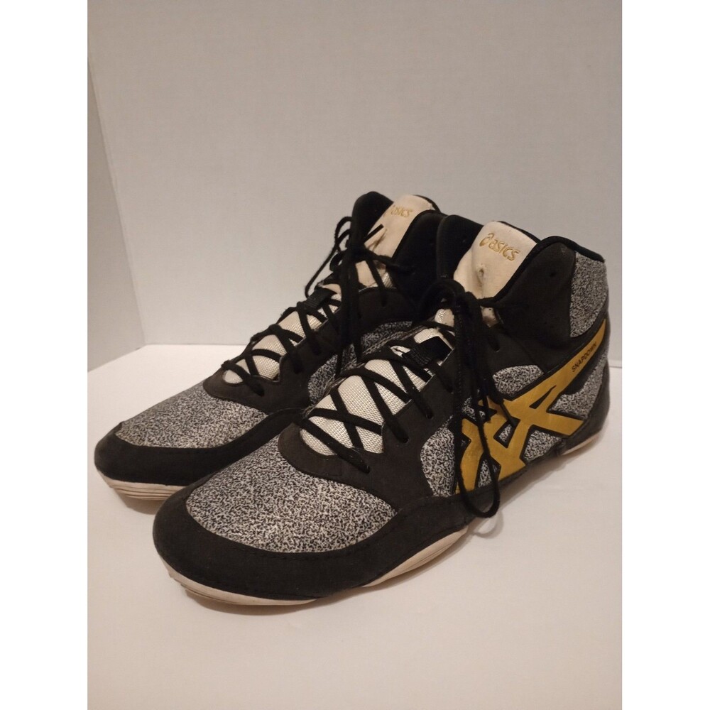 ASICS Snapdown Wrestling Shoes Mens Size 12 Black Gold White 1081A027